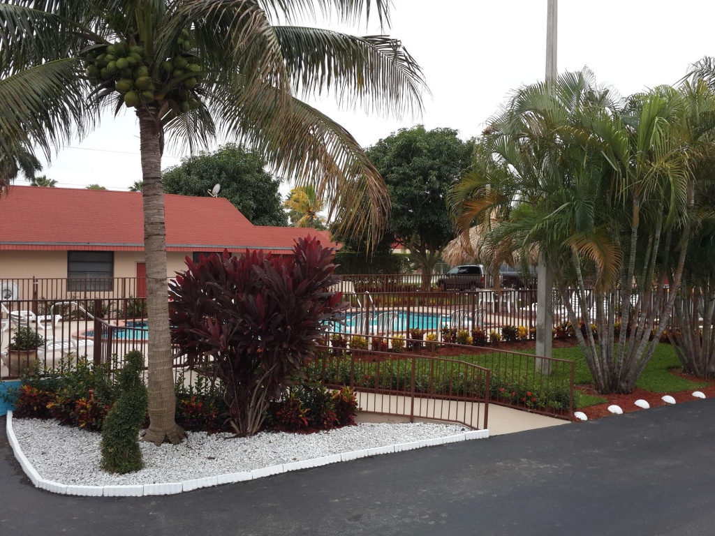 photo 1 of Super 8 Florida City/Homestead