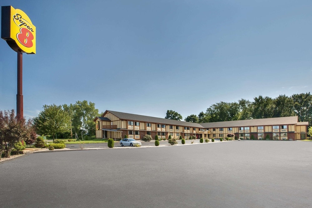 photo 1 of Super 8 Motel - West Haven
