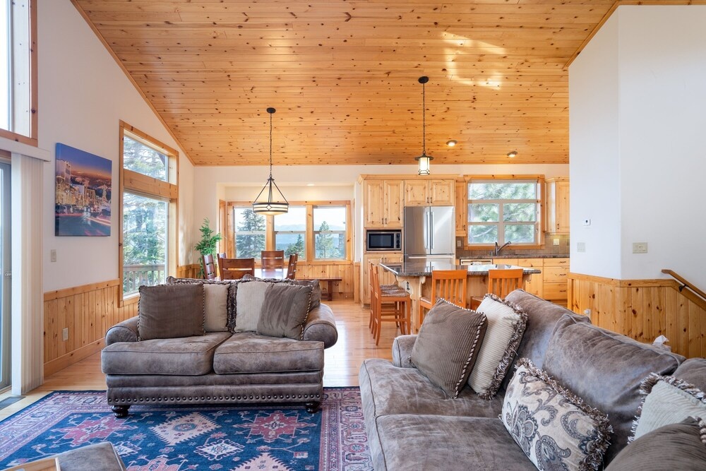 photo 1 of Tahoe Donner Pinnacle Loop Mountain 5 Bedroom Home by RedAwning