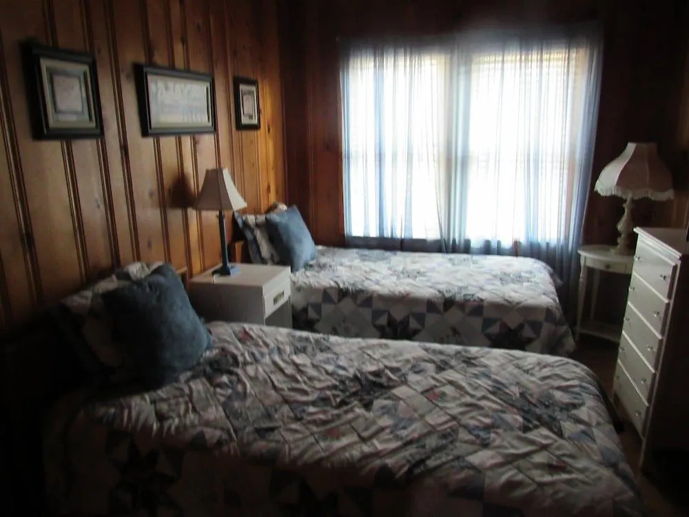 photo 1 of The Getaway