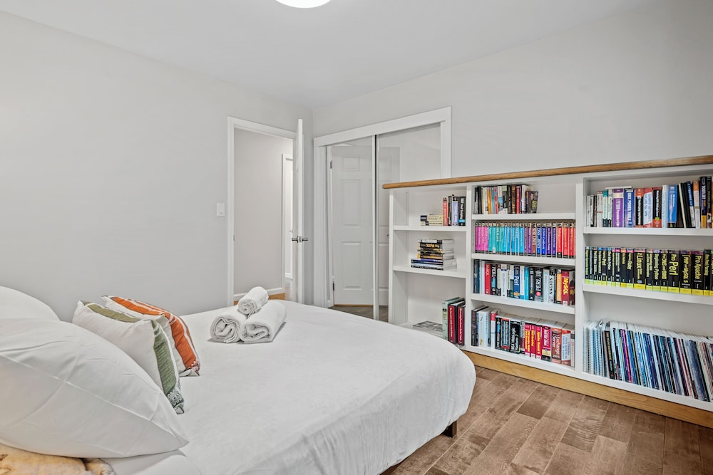 photo 1 of Marbella Lane 3BR Penthouse Executive Suite SFO