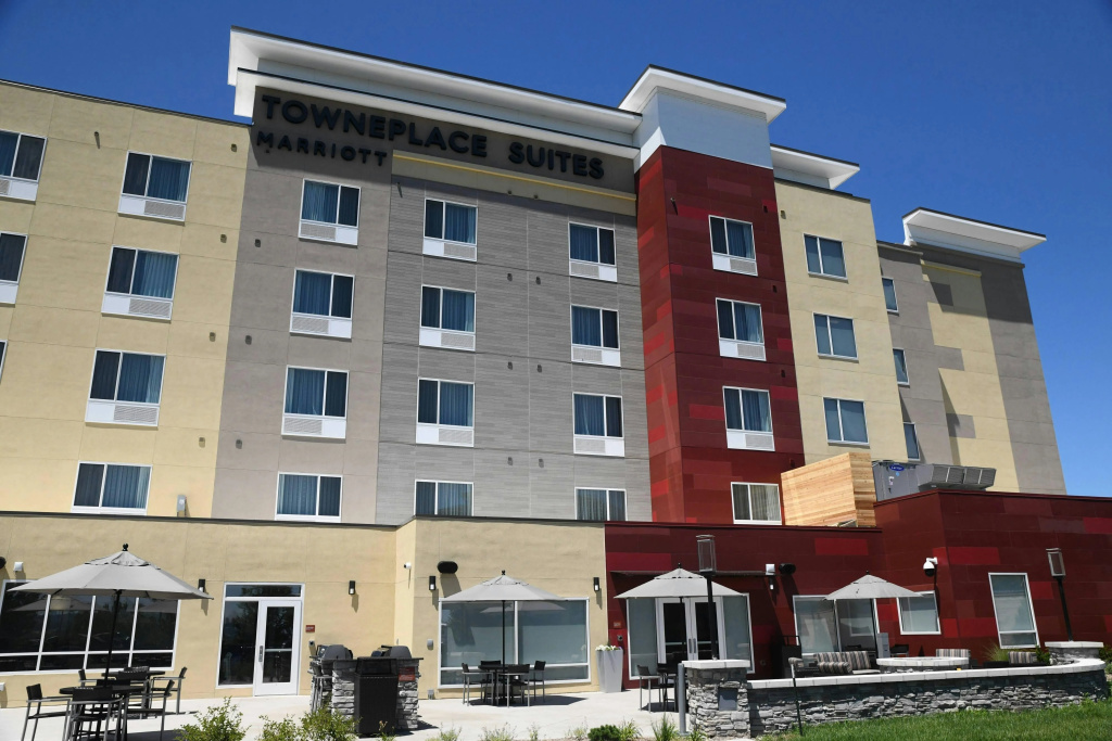 photo 1 of TownePlace Suites by Marriott Kansas City at Briarcliff