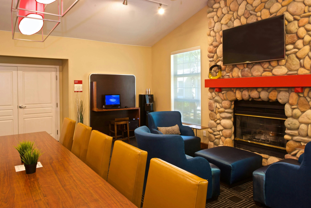 photo 1 of Towneplace Suites By Marriott Seattle Southcenter