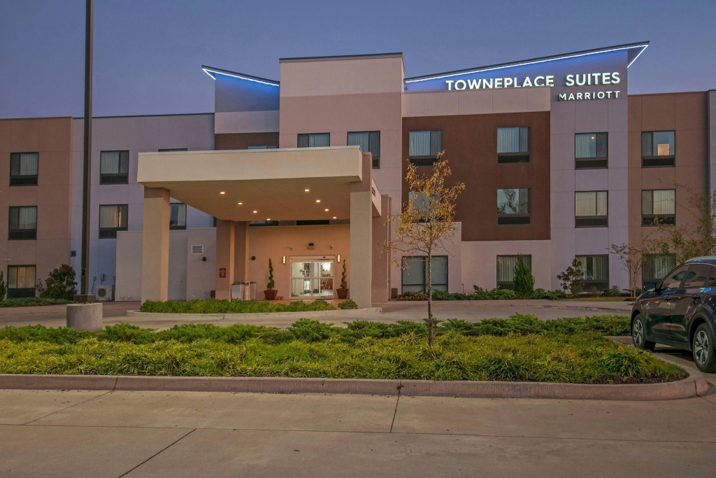 photo 1 of TownePlace Suites by Marriott Vidalia Riverfront