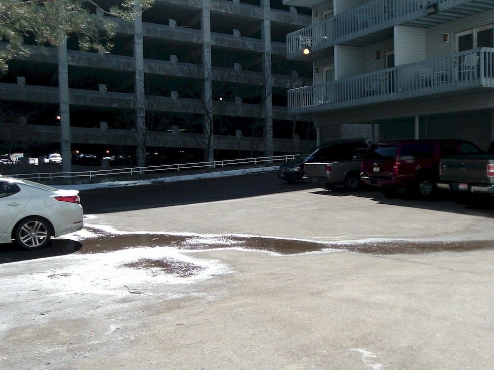 photo 1 of Travelers Hotel