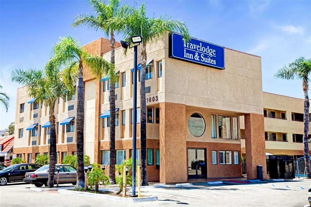 photo 1 of Travelodge by Wyndham Chatsworth