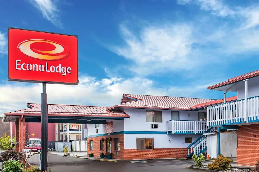 photo 1 of Travelodge Everett Mall