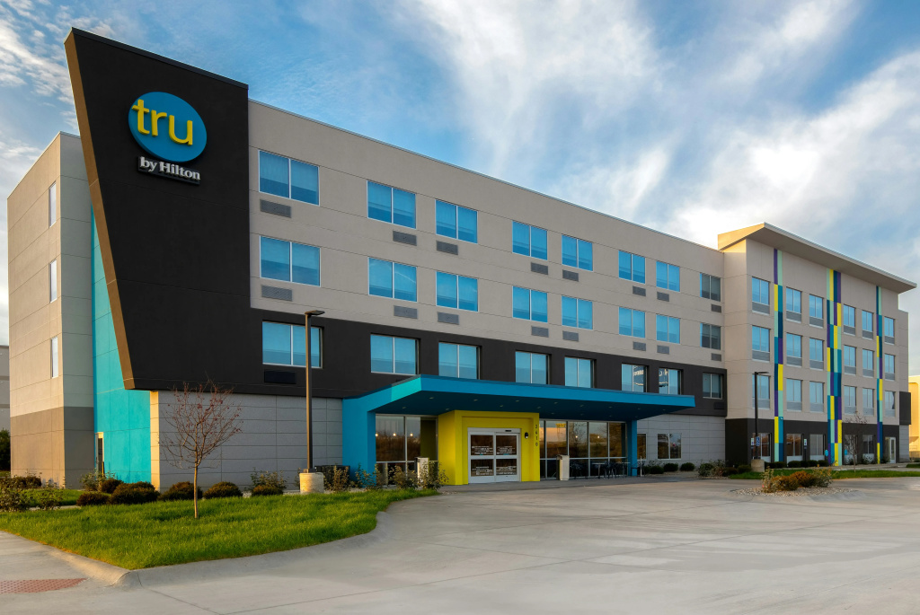 photo 1 of Tru By Hilton Anderson
