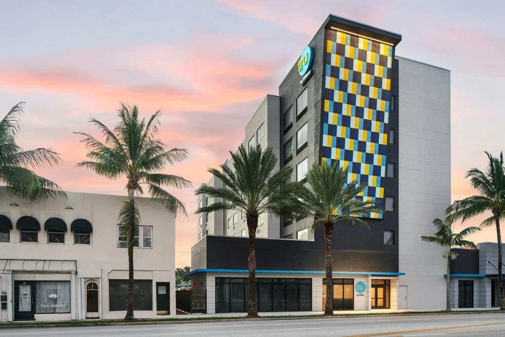 photo 1 of Tru By Hilton Ft. Lauderdale Airport