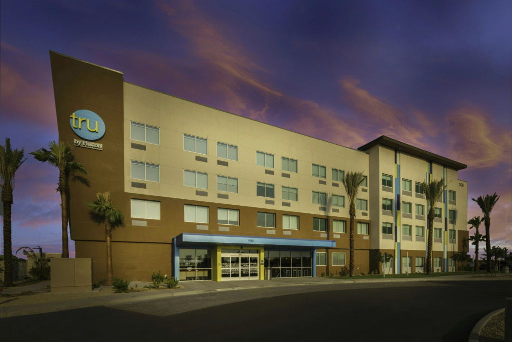 photo 1 of Tru By Hilton Goodyear Phoenix West, AZ