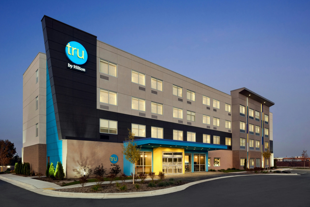 photo 1 of Tru By Hilton Milwaukee Brookfield