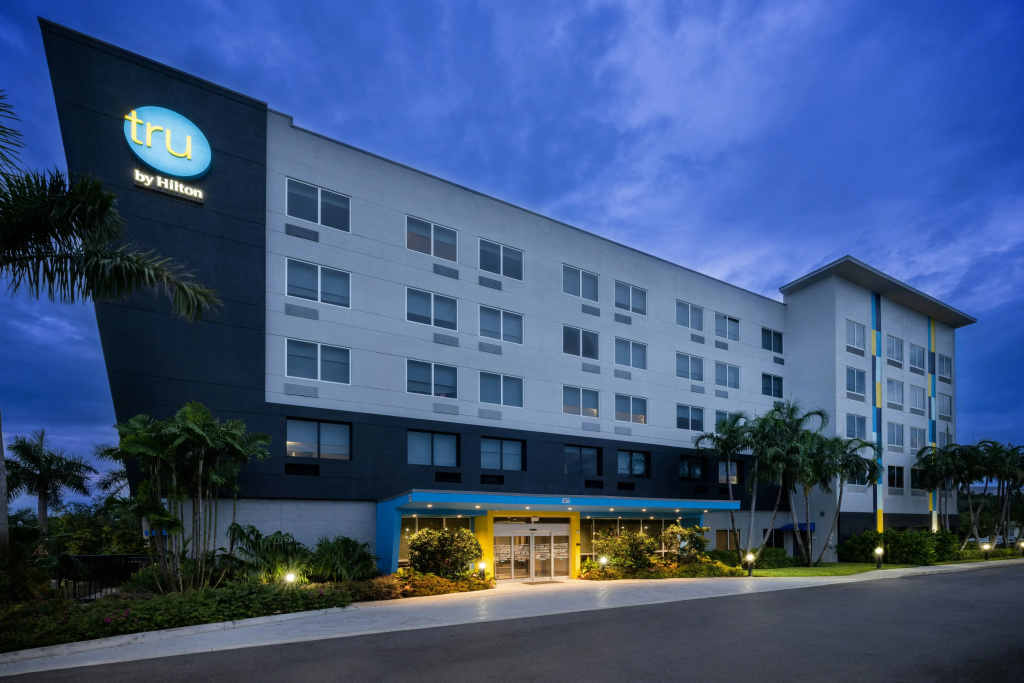 photo 1 of Tru By Hilton Miramar