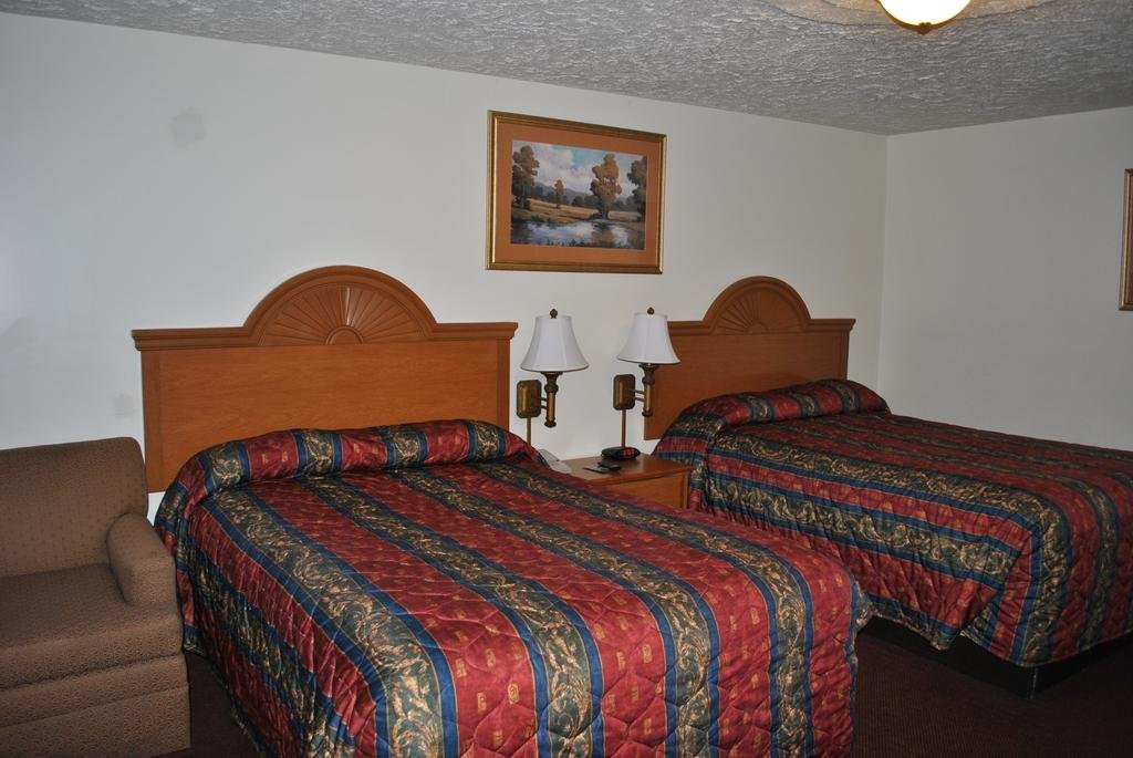photo 1 of Turnpike Motel