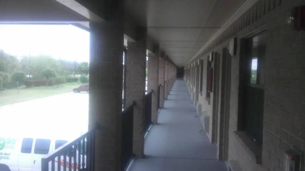photo 1 of Tweetys 9 Diamond Inn