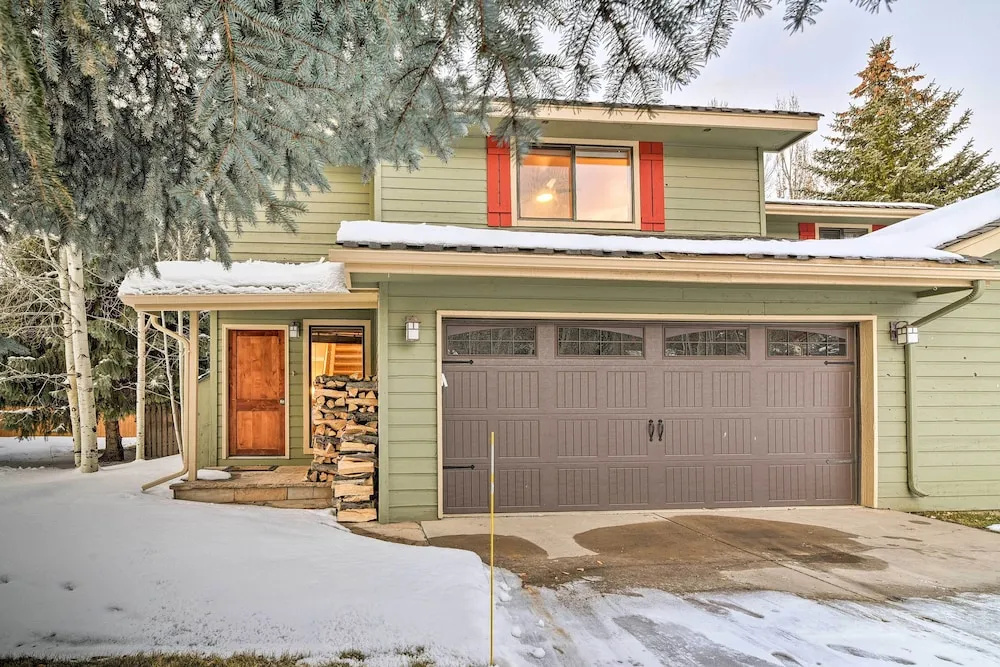 photo 1 of Modern Home w/ Patio: 3 Mi to Beaver Creek Resort!