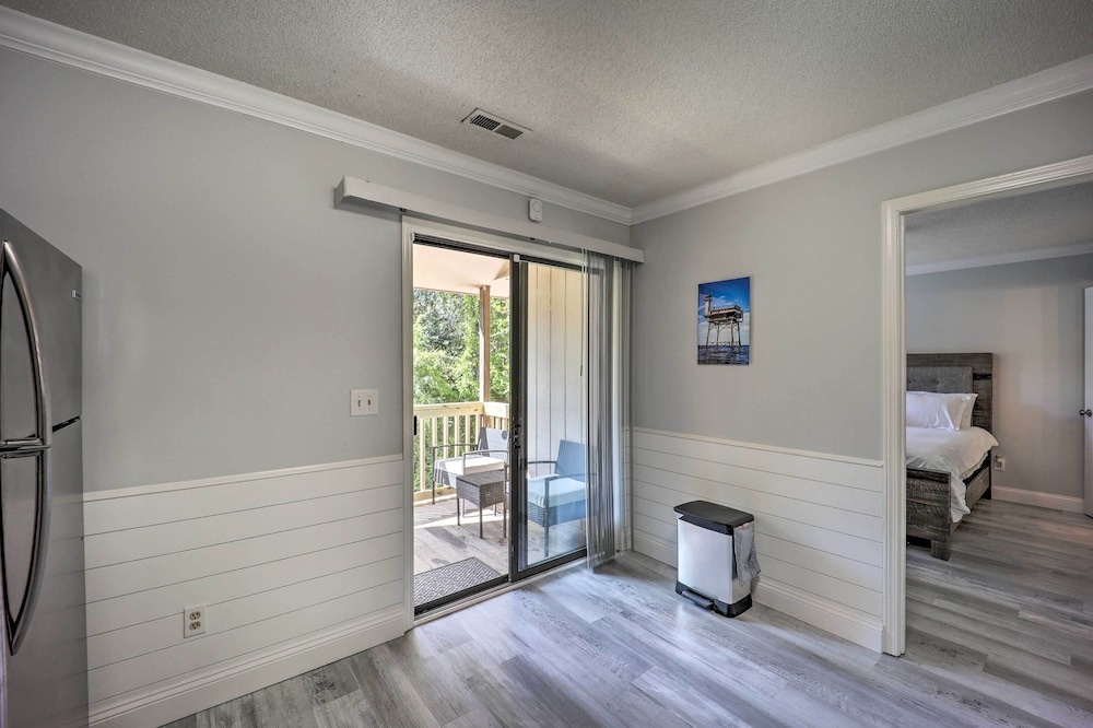 photo 1 of Updated Wilmington Retreat ~ 2 Miles to Uncw!