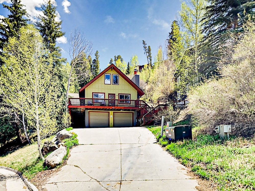 photo 1 of Vail Mountain Condo with Hot Tub by RedAwning