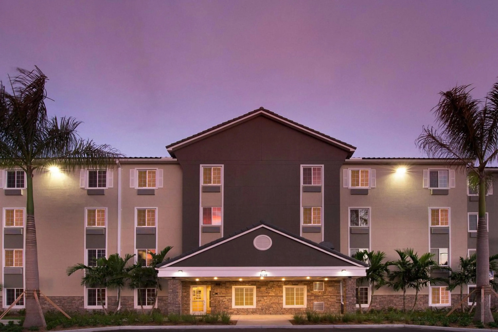 photo 1 of Extended Stay America Select Suites - Fort Lauderdale - Airport - West