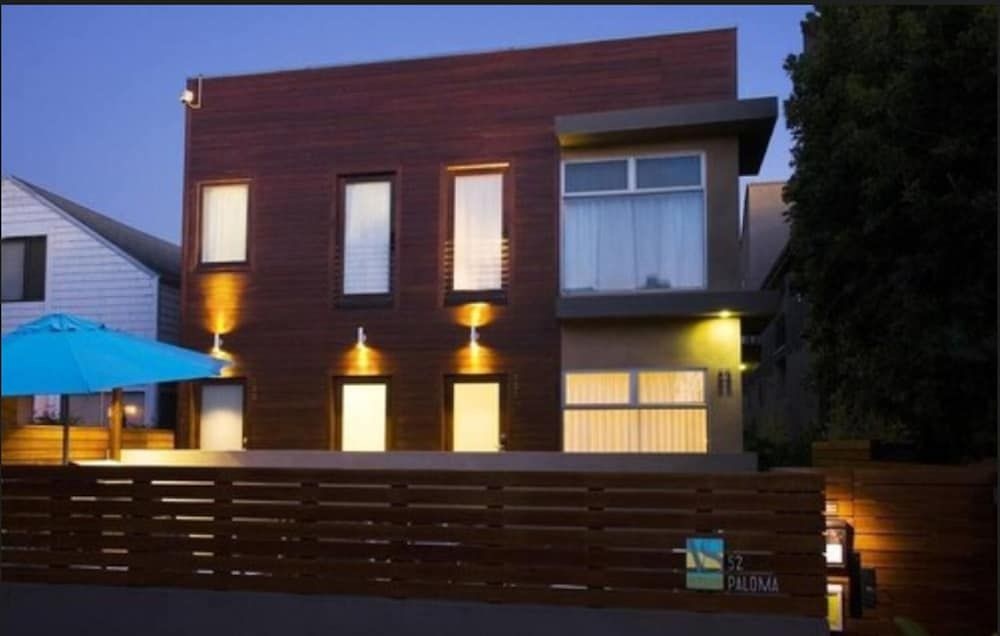photo 1 of Venice Beach Vacation Condos