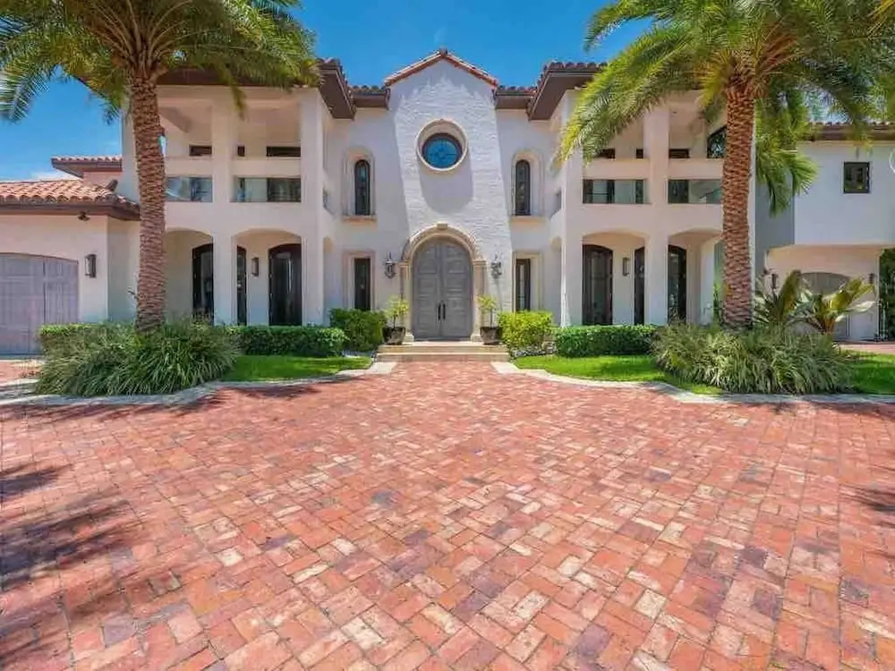 photo 1 of Villa Waterfront