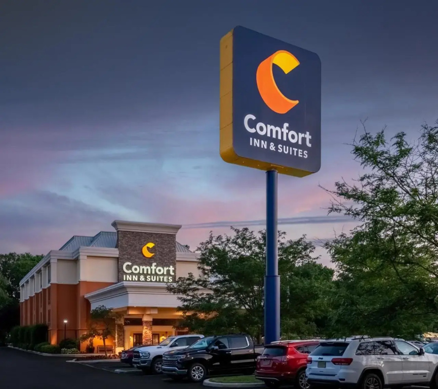 photo 1 of Comfort Inn & Suites Newark - Wilmington