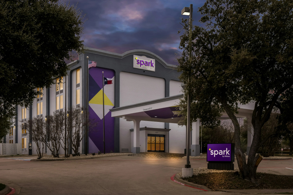 photo 1 of Spark by Hilton Richardson Dallas