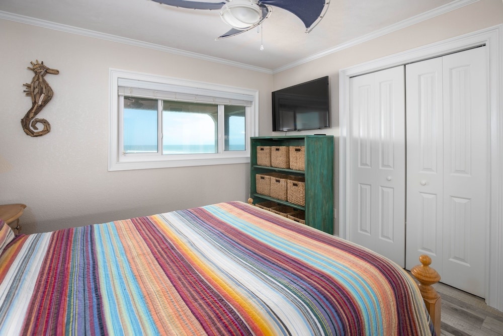 photo 1 of Win-san C-315 Ocean Front 2 Bed/ 2 Bath -third Floor 2 Bedroom Home