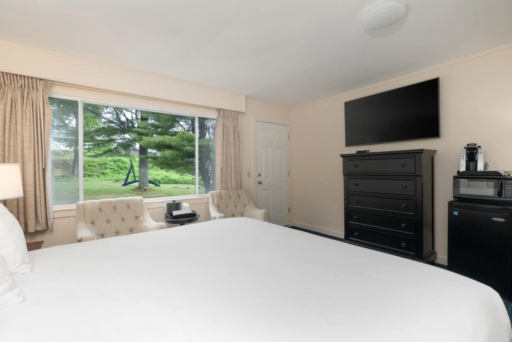 photo 1 of Wonder View Inn - Bar Harbor Collection