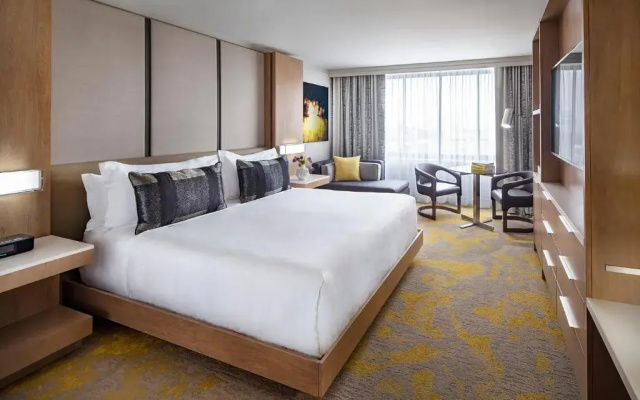 Mobility Accessible with Tub Double room