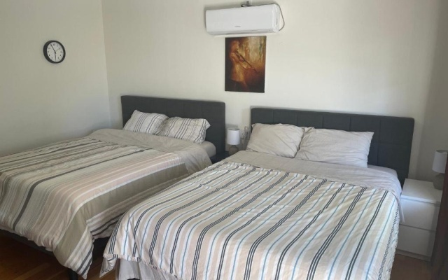 2 Bedrooms Cottage