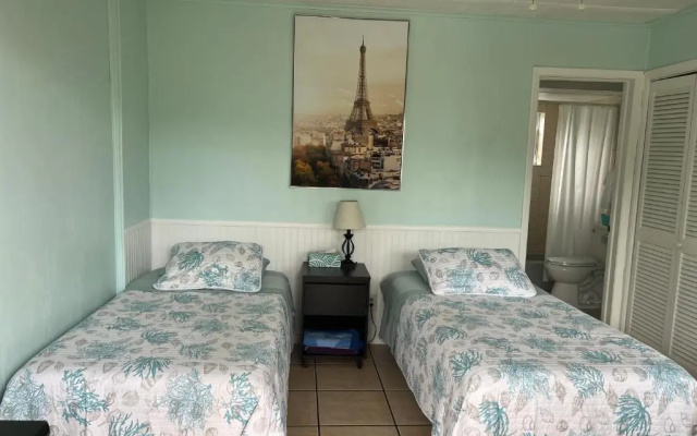Economy Twin room