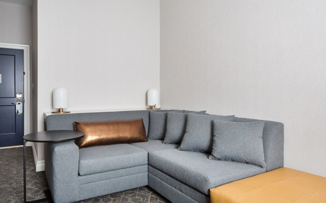 1 Bedroom Double Suite