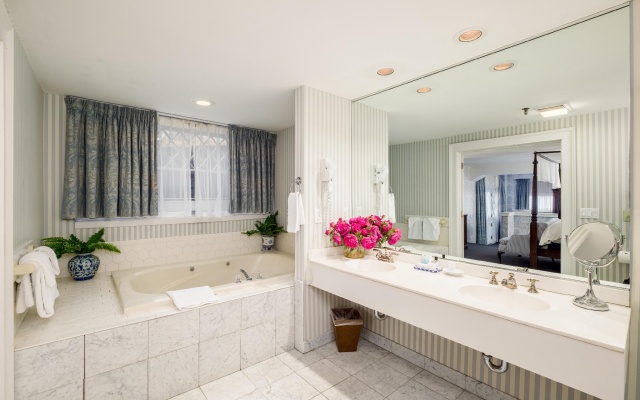 Luxury room
