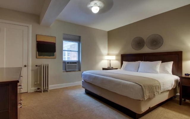 1 Bedroom Suite with lake view