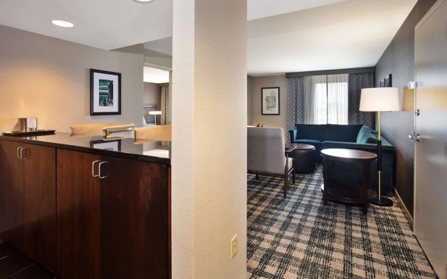 1 Bedroom Suite