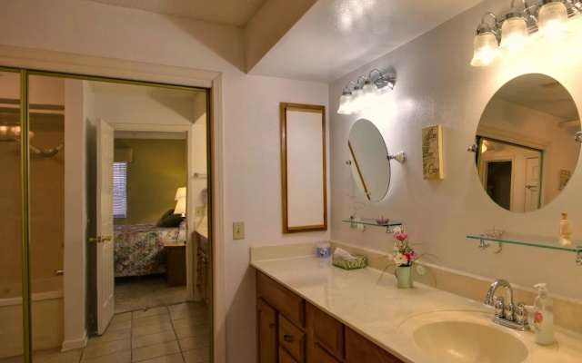 2 Bedrooms Standard room with balcony and with garden view