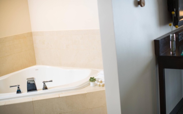1 Bedroom Double Suite with balcony