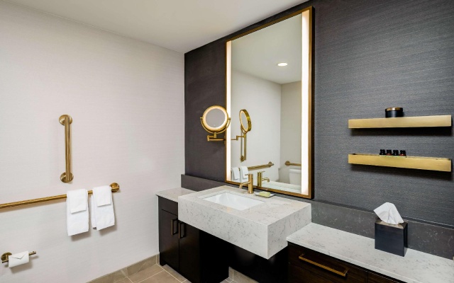 Double Suite