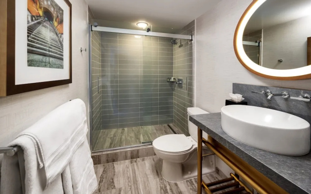 Double Suite