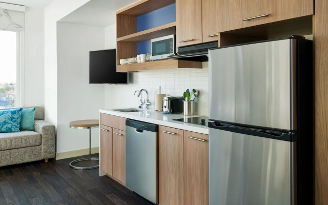 Double Suite