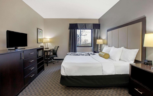 1 Bedroom Double Suite
