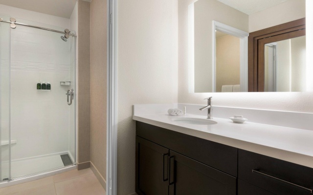 1 Bedroom Double Suite