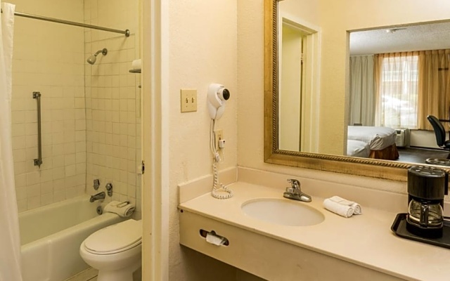 Standard Quadruple room oceanfront