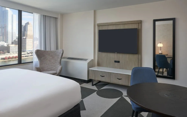 Standard Double room with city view