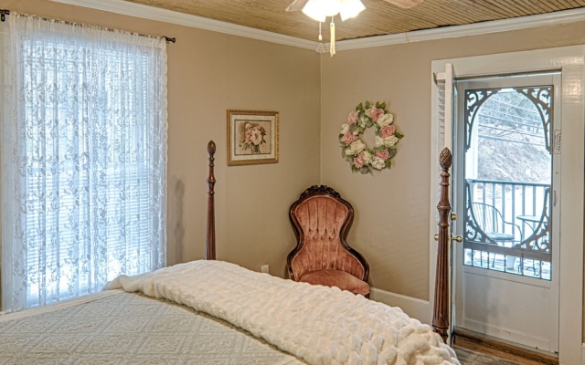Double Suite with balcony and with river view