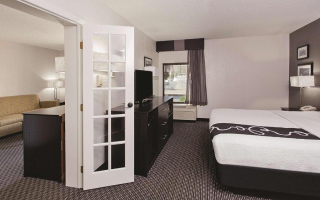 1 Bedroom Double Suite