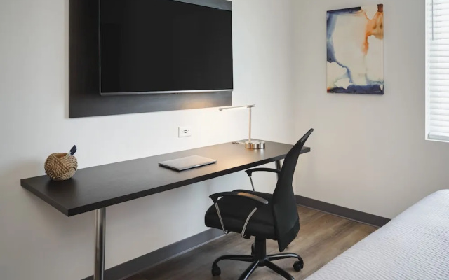 Standard Suite
