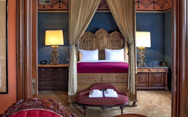 Luxury room
