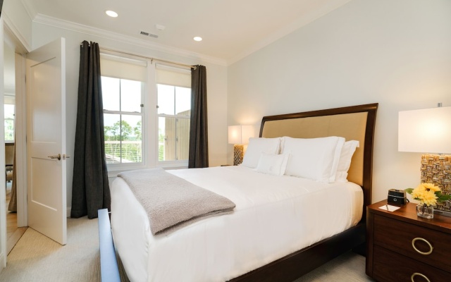 2 Bedrooms Suite with balcony