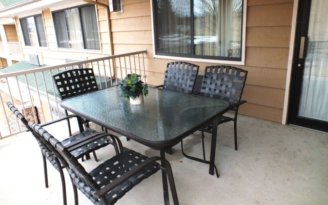 1 Bedroom Superior Double Suite with balcony